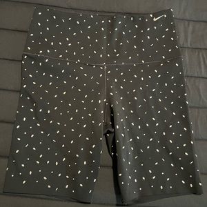 Nike Womens biker shorts